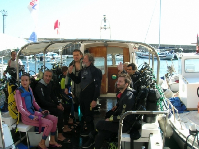  Hacia sitios de buceo 